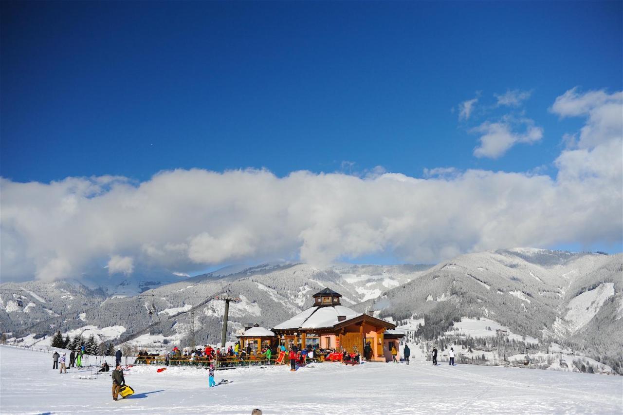 Ski-In Ski-Out Chalet Maiskogel "Bergli" - By Alpen Apartments カプルーン エクステリア 写真