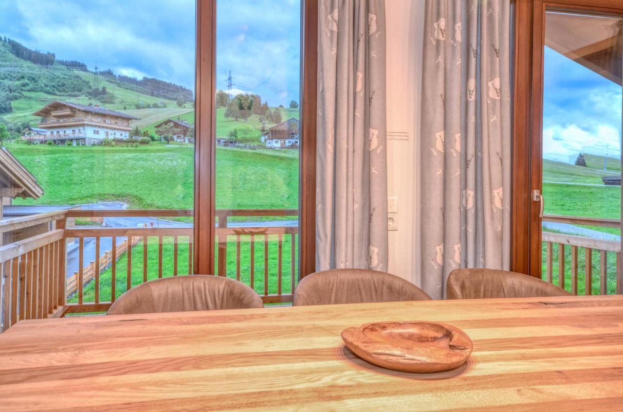 Ski-In Ski-Out Chalet Maiskogel "Bergli" - By Alpen Apartments カプルーン エクステリア 写真