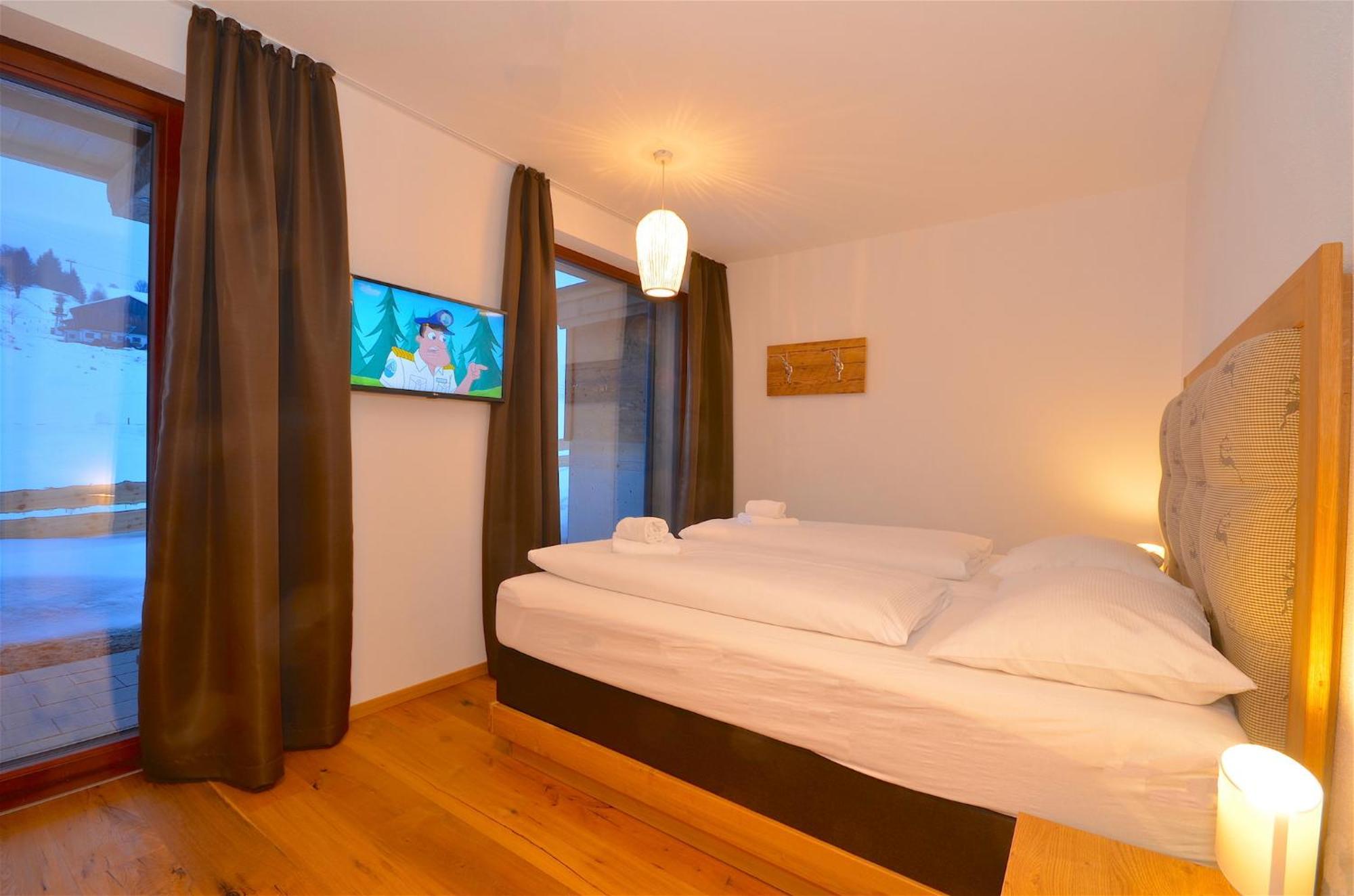 Ski-In Ski-Out Chalet Maiskogel "Bergli" - By Alpen Apartments カプルーン エクステリア 写真