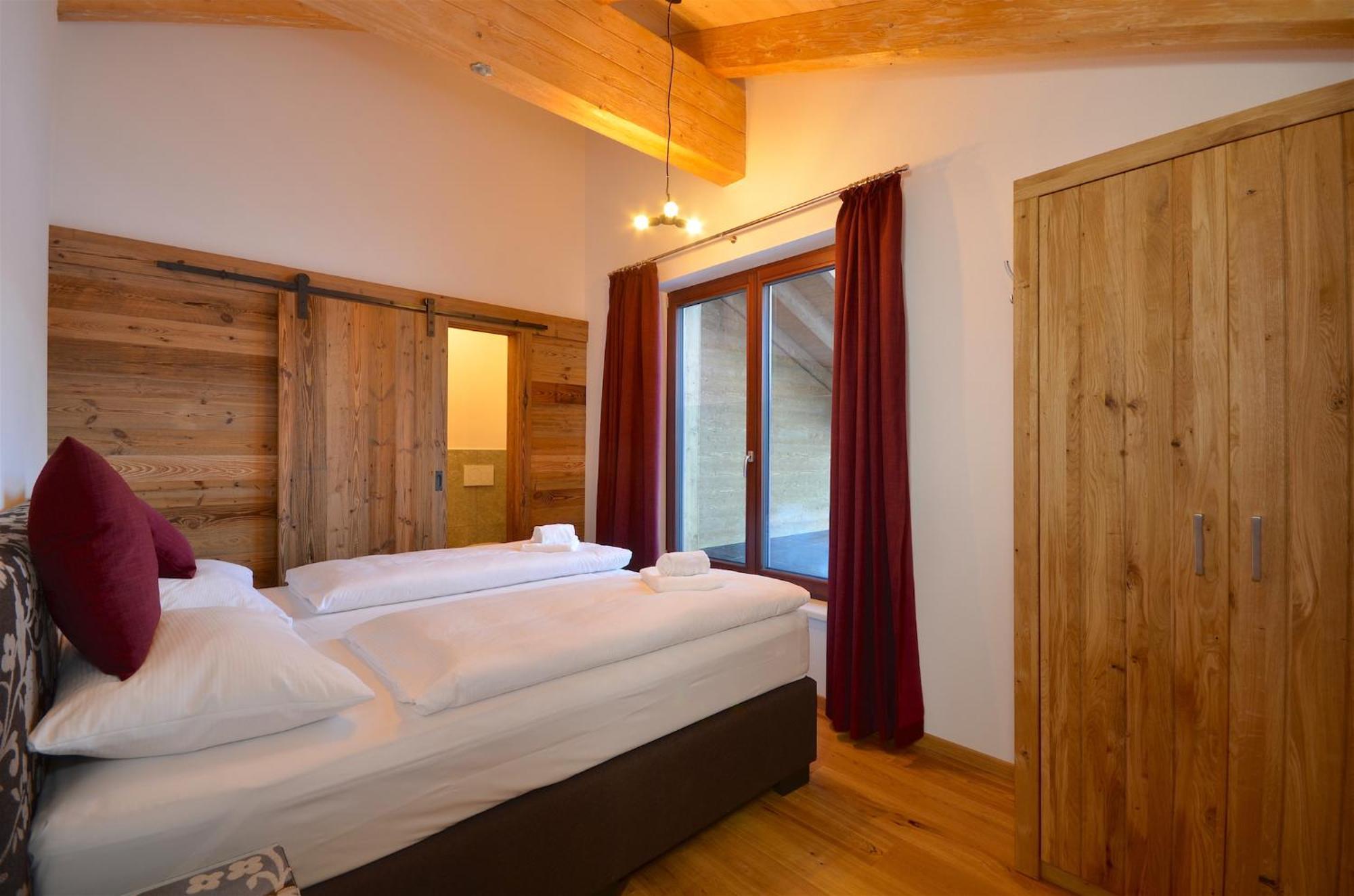 Ski-In Ski-Out Chalet Maiskogel "Bergli" - By Alpen Apartments カプルーン エクステリア 写真