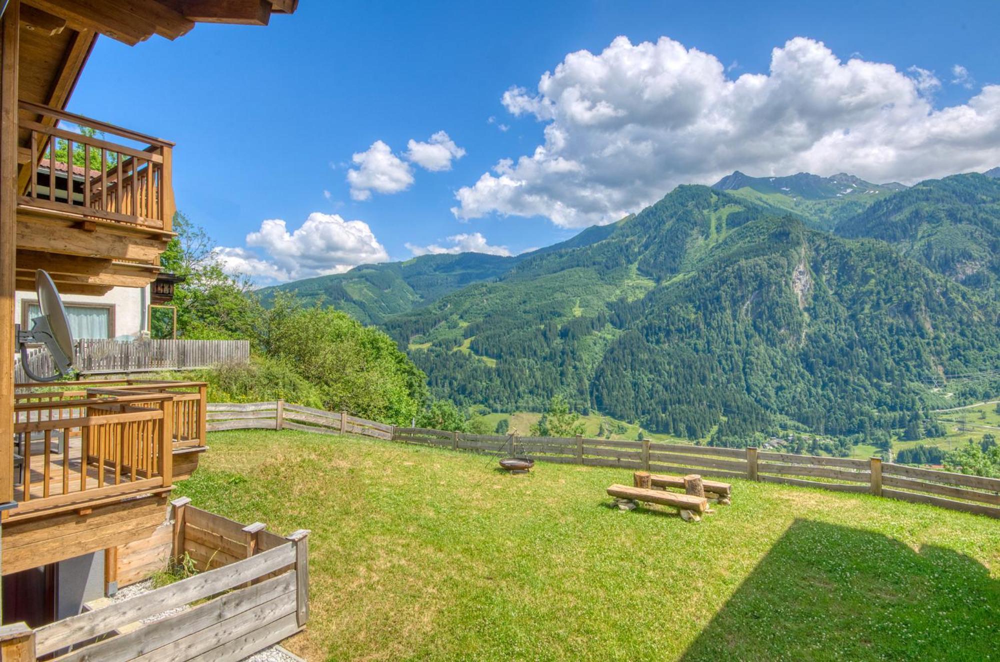 Ski-In Ski-Out Chalet Maiskogel "Bergli" - By Alpen Apartments カプルーン エクステリア 写真