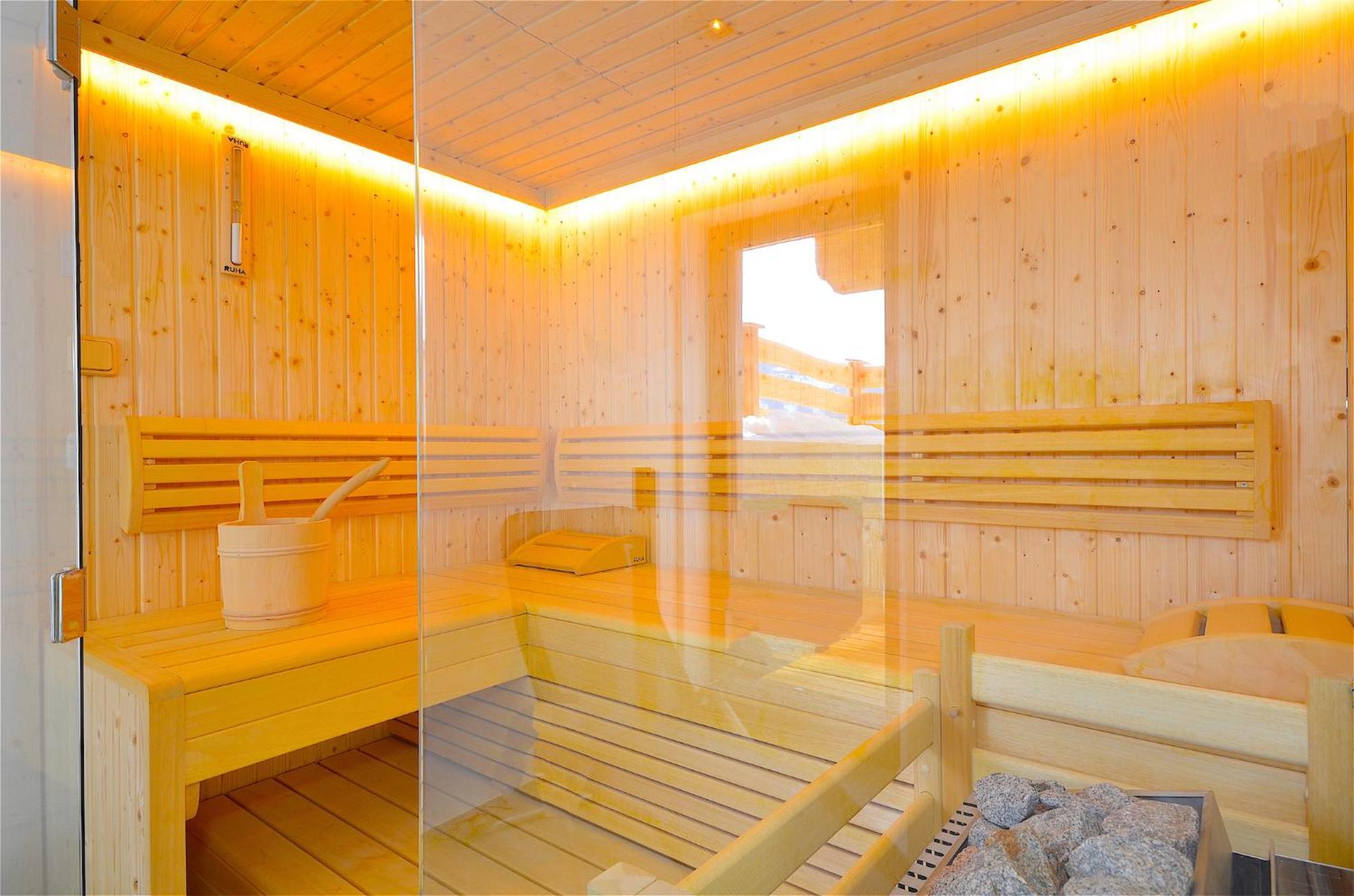 Ski-In Ski-Out Chalet Maiskogel "Bergli" - By Alpen Apartments カプルーン エクステリア 写真