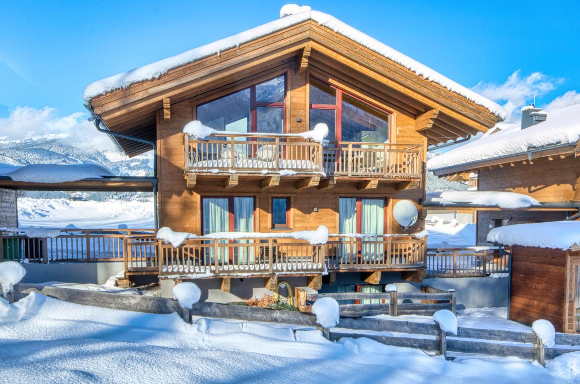 Ski-In Ski-Out Chalet Maiskogel "Bergli" - By Alpen Apartments カプルーン エクステリア 写真